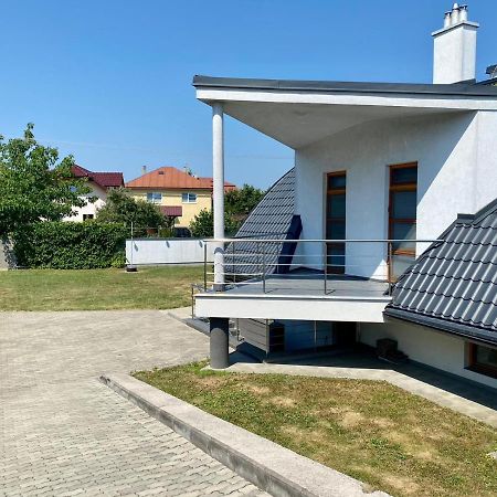 Apartman Triga Снина Екстериор снимка